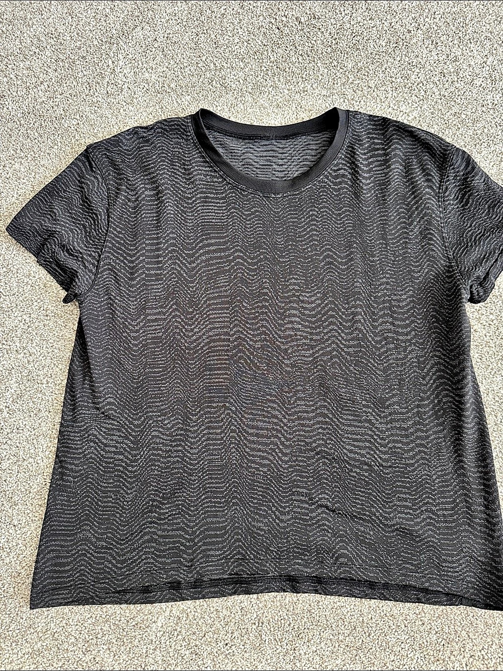 lululemon Train to Be Seamless Short Sleeve T-Shirt Black
